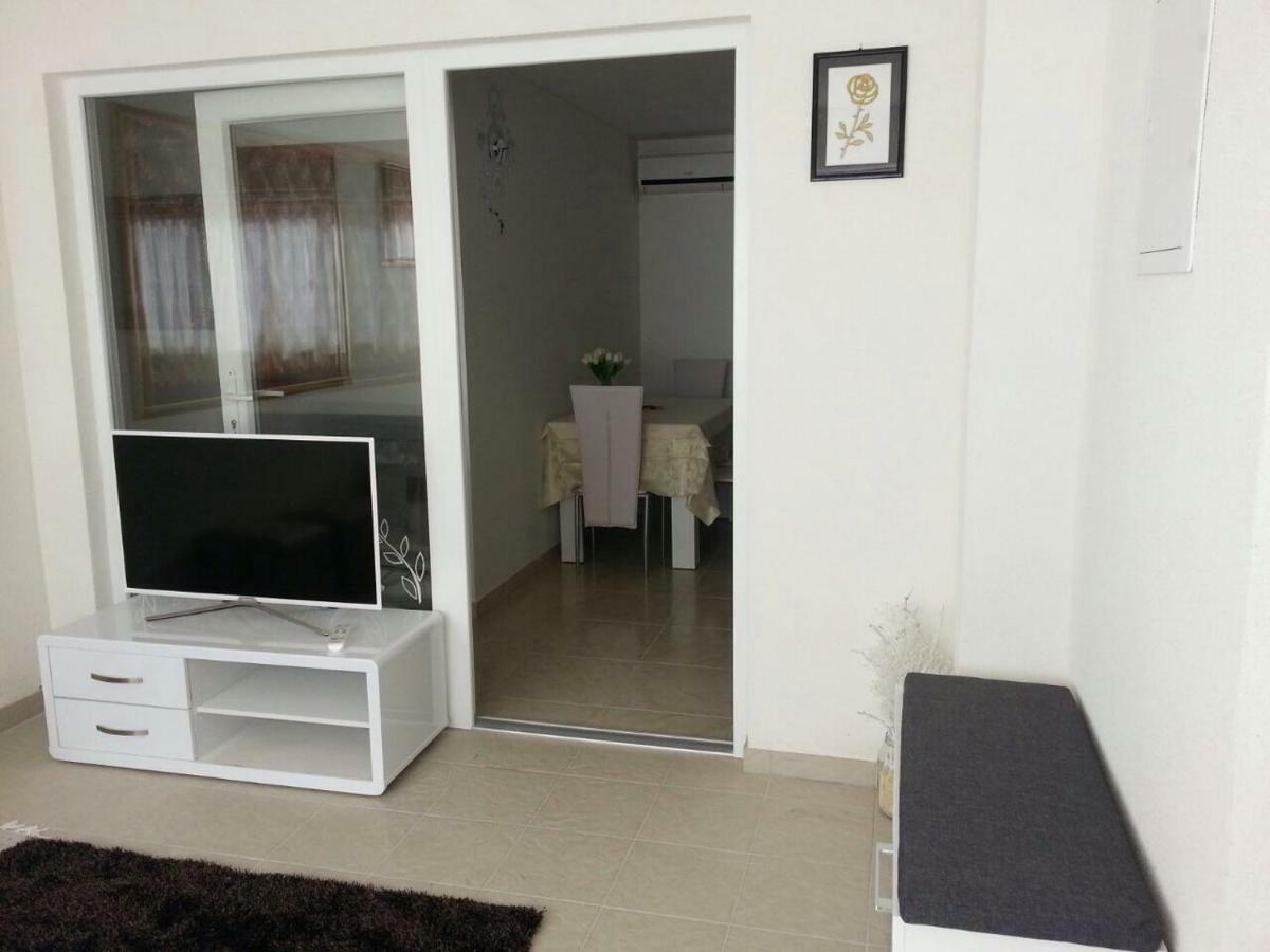 Kartini Apartment Нин Экстерьер фото