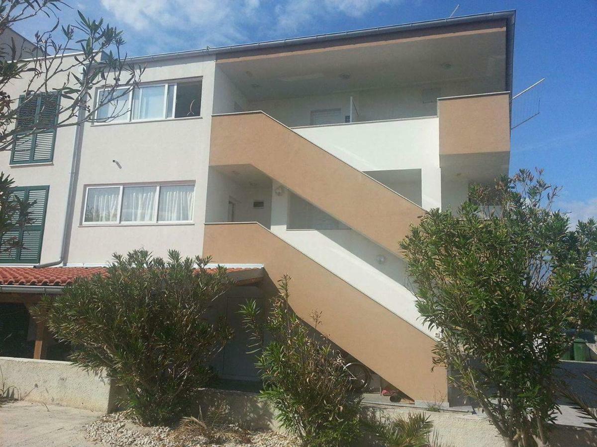 Kartini Apartment Нин Экстерьер фото